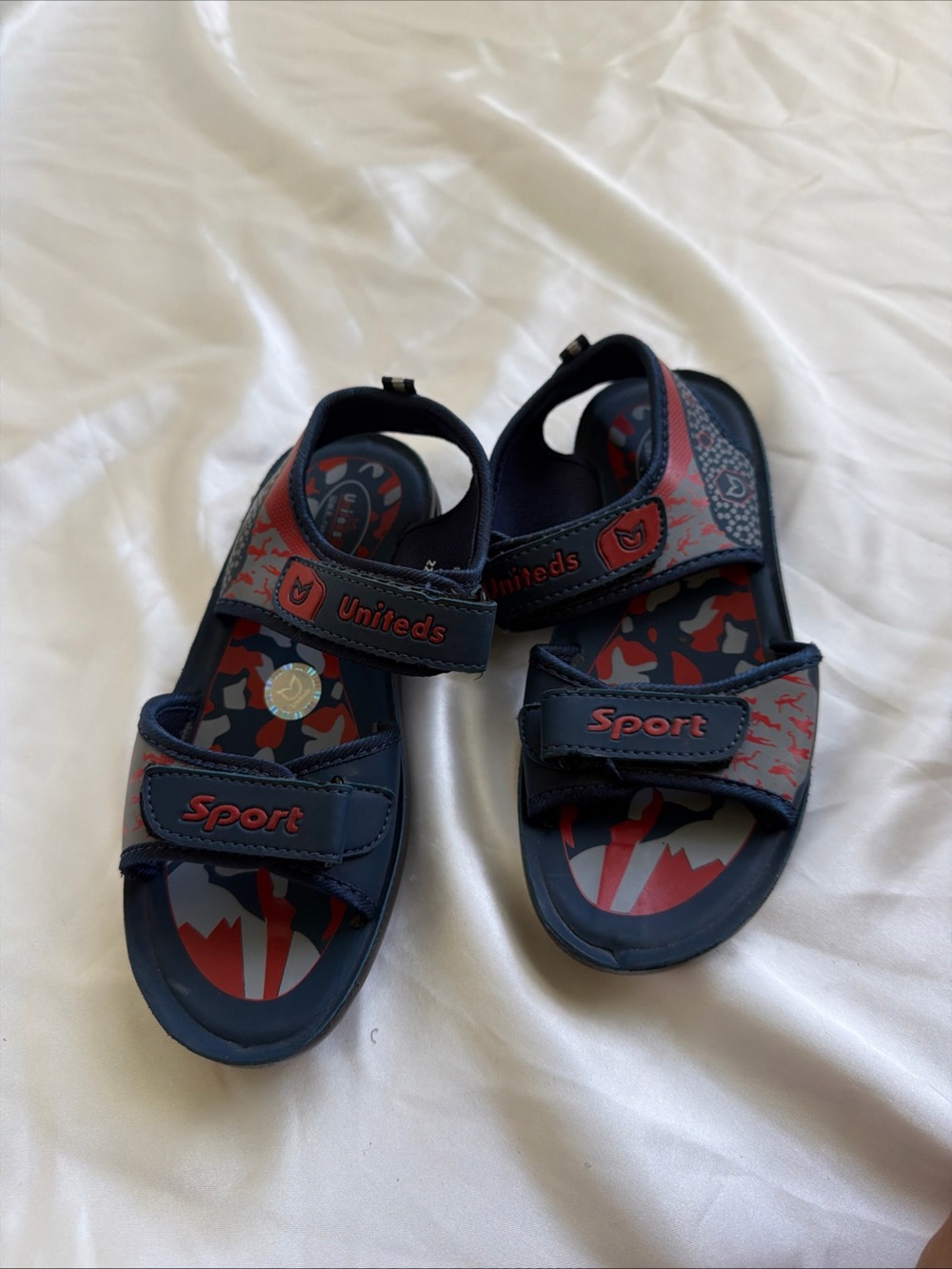 United sport Kids' Navy and Red Sport Sandals
